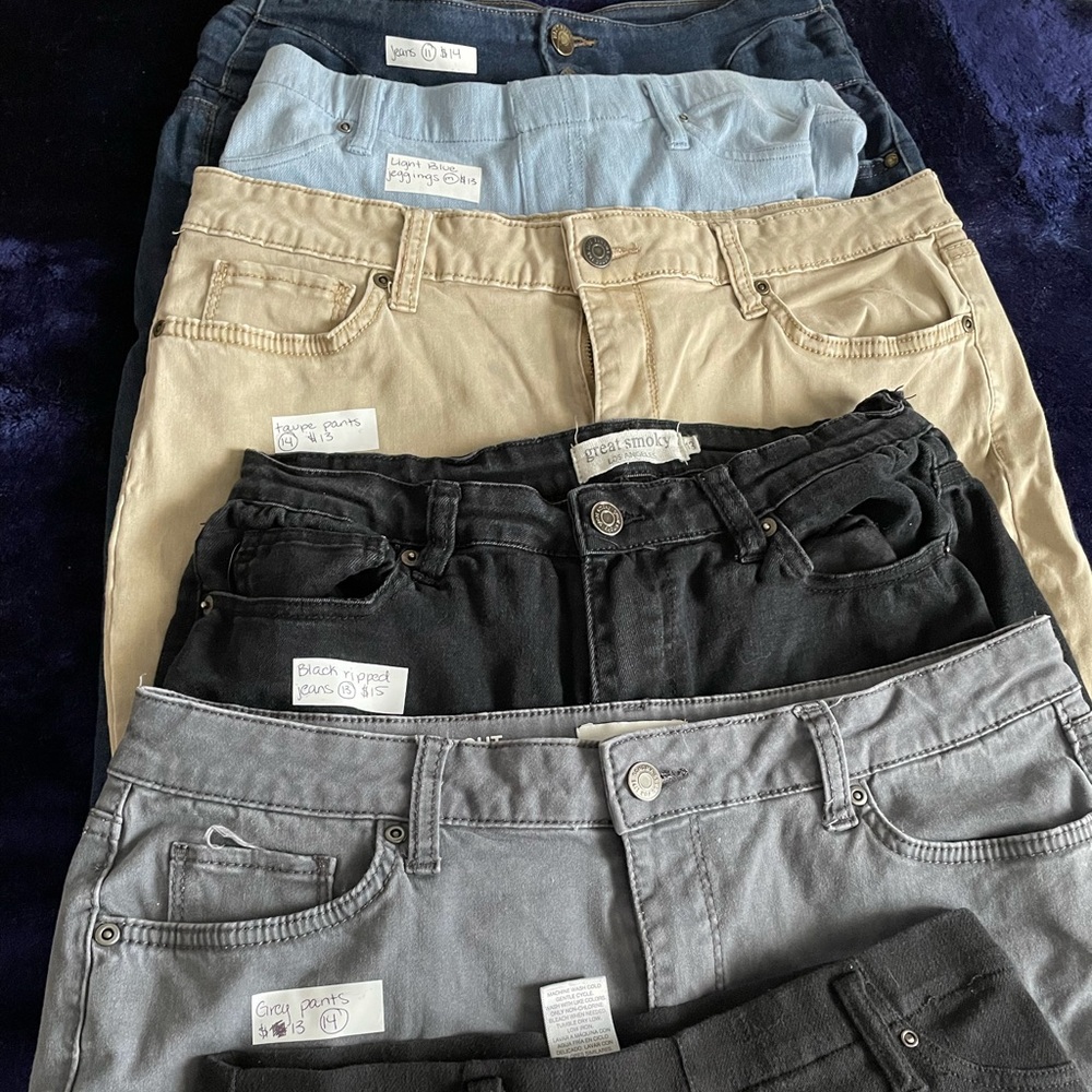 These clothes I don’t wear. Almost all brand new. - Picture 4 of 9
